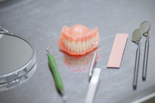 Extraction and Dentures in Missoula, MT | Payment Plans Available